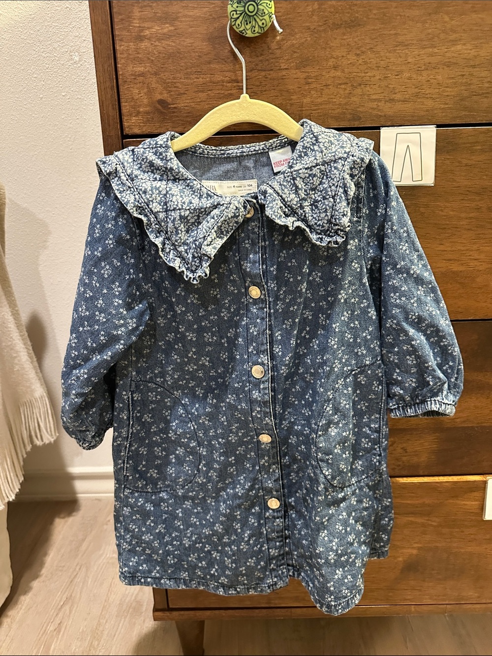 Zara Denim dress with Ruffled Collar - Blue
